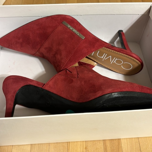 Calvin Klein Shoes - Picture 9 of 10